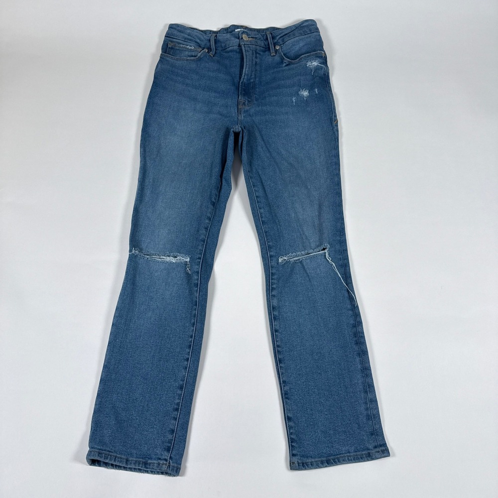 Good American Straight Leg Jeans in Medium Blue with Knee Distress